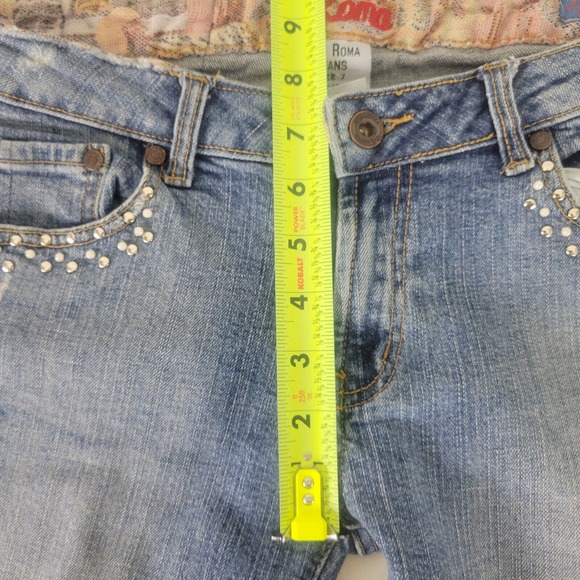 Leo Roma Juniors Jeans 7 Low Rise Capri Womens Studded Distressed Blue Denim - Picture 4 of 16